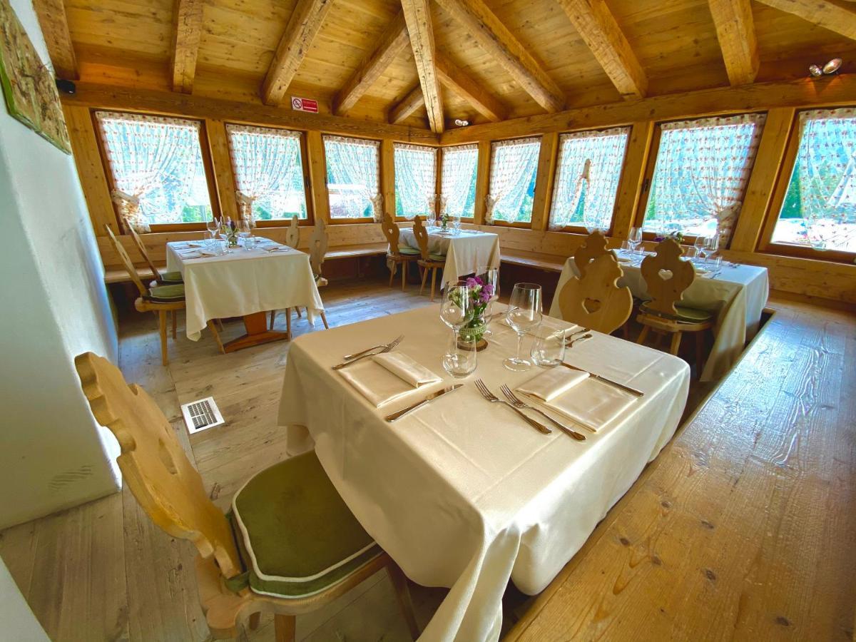 Hotel Ristorante Rifugio Ospitale Cortina dʼAmpezzo Exteriér fotografie