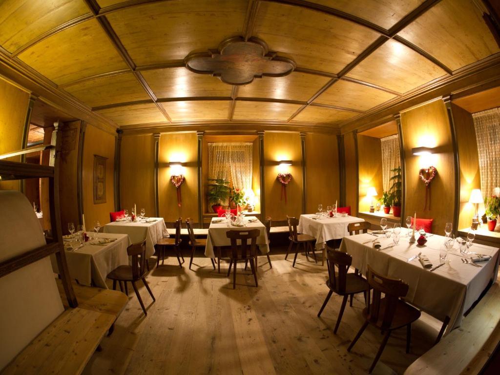 Hotel Ristorante Rifugio Ospitale Cortina dʼAmpezzo Exteriér fotografie